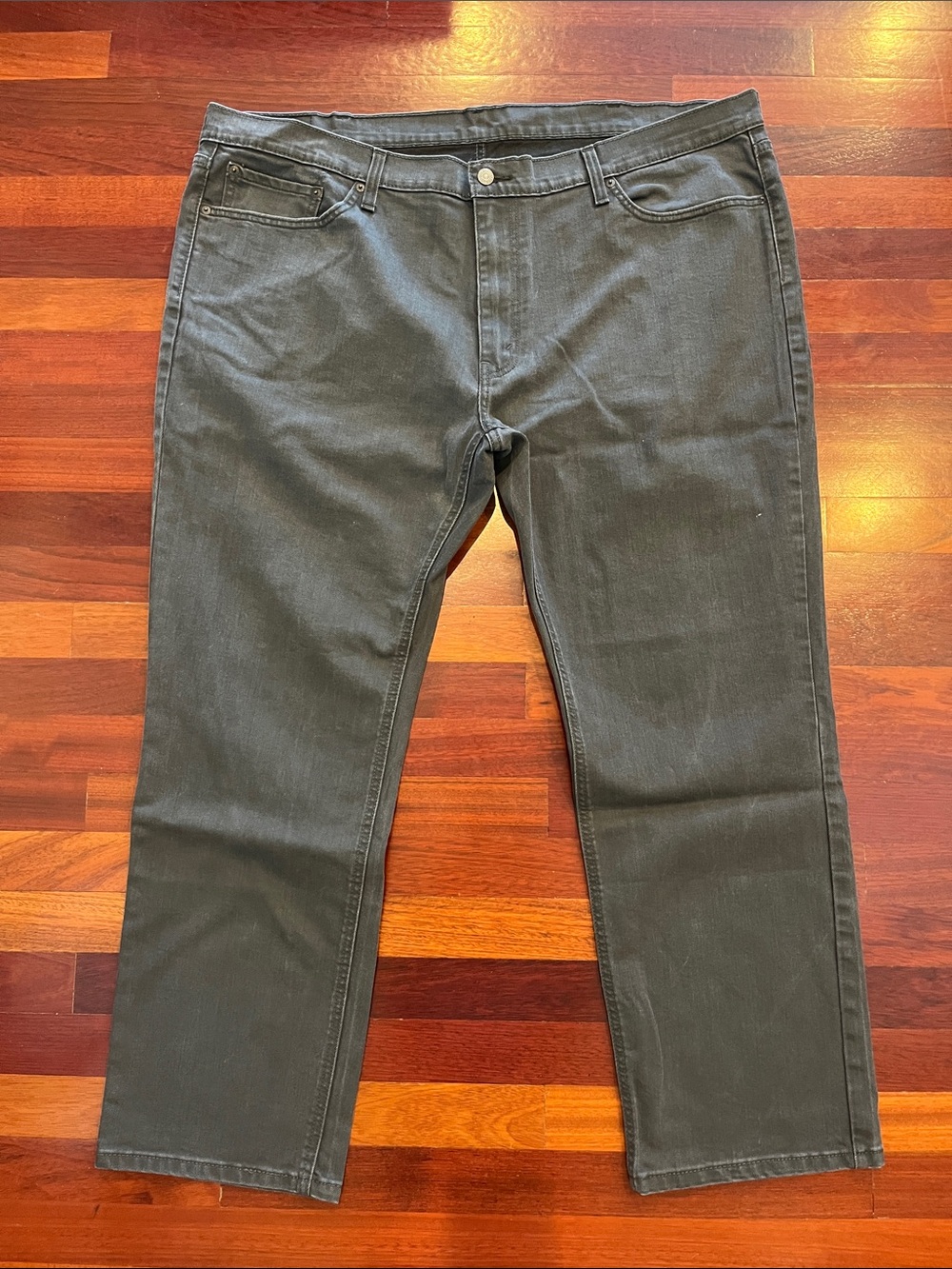 Mens 36 Levi Gray 541 jeans